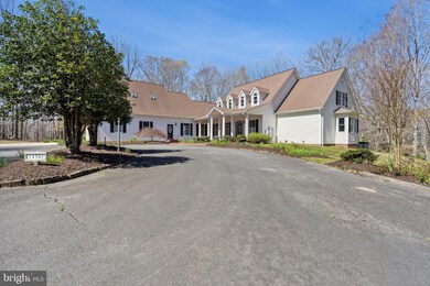 24305 Barnsby Ln, Hollywood, MD 20636 - photo 2