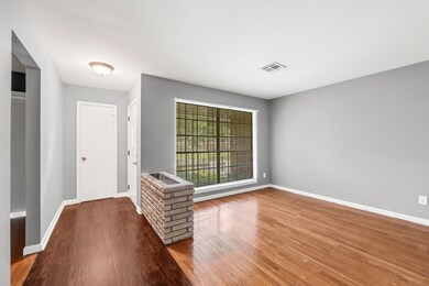 8710 Bertwood St, Houston, TX 77016 - photo 3