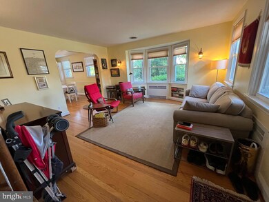 21 Linden Terrace, Towson, MD 21286 - photo 4