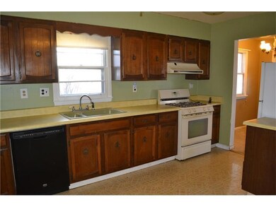 Eat-in-kitchen, with appliances included.