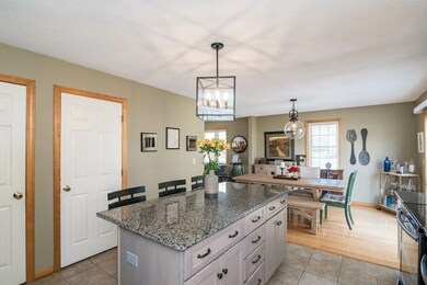 6 Maple Meadows Ln, Agawam, MA 01001 - photo 5