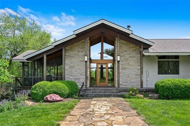 963 N 1950 Rd, Lawrence, KS 66049 - photo 4