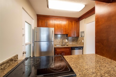 Horizon House Condominiums unit 302, Fort Lauderdale, FL 33304 - photo 4