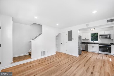 205 55th St NE, Washington, DC 20019 - photo 3