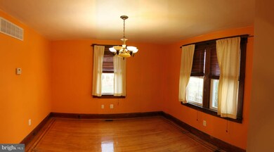 3002 Fleetwood Ave, Baltimore, MD 21214 - photo 3
