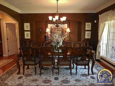 4216 SW Clarion Lakes Dr, Topeka, KS 66610 - photo 3