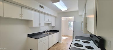 1780 Rolling Hills Dr unit B, Twinsburg, OH 44087 - photo 6