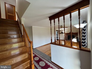 5716 Tuckerman St, Riverdale, MD 20737 - photo 5