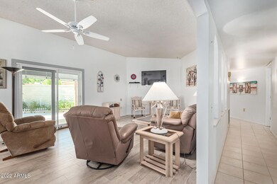 10634 W Pineaire Dr, Sun City, AZ 85351 - photo 4