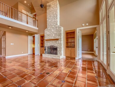 9829 Cash Mountain Rd, Helotes, TX 78023 - photo 5