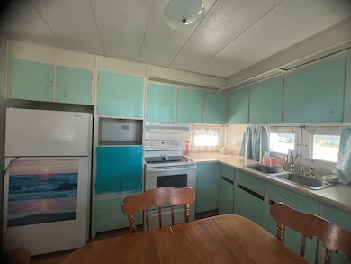 404 Cobalt Ave, Lakeland, FL 33815 - photo 3