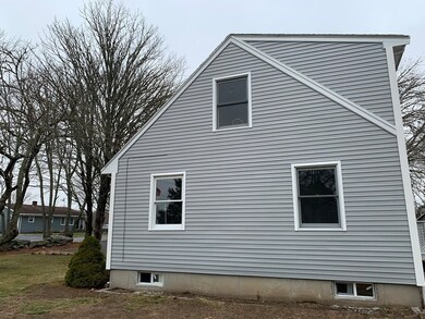 706 Russells Mills Rd, South Dartmouth, MA 02748 - photo 4