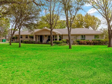 1219 Davis Rd, Granbury, TX 76049 - photo 2