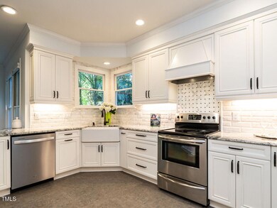 017-1280x960-kitchen