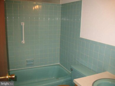 13839 Northcrest Rd, Hagerstown, MD 21742 - photo 5