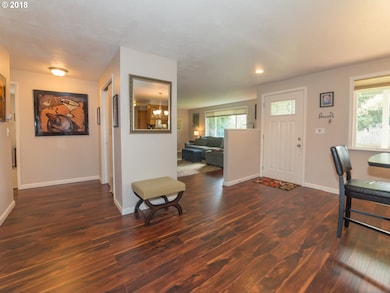 897 Blackfoot Ave, Eugene, OR 97404 - photo 5