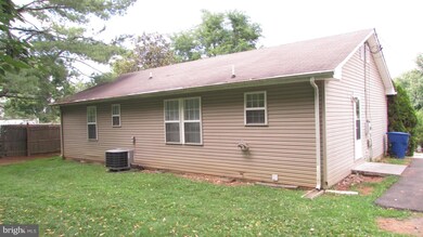 1 E 17th St, Front Royal, VA 22630 - photo 2