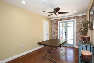 Dining Room2