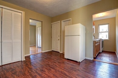 25 Oakland Ave unit 2R, Everett, MA 02149 - photo 6