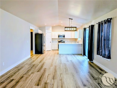 925 Anacapa Ln, Billings, MT 59105 - photo 3