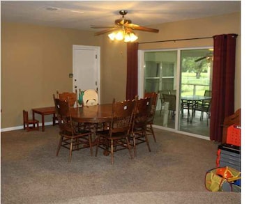 14'9 X 11'5 FORMAL DINING ROOM WITH PATIO DOORS LE