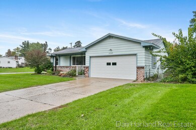 2_2520_Powers_Dan_Harland_Real_Estate