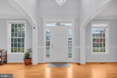 8302 Elm Grove Ct, Vienna, VA 22182 - photo 5