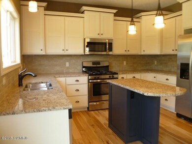 Kitchen left pan