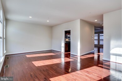 9705 Scentless Rose Way, Laurel, MD 20723 - photo 7