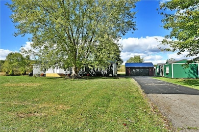 4448 McConnell East Rd, Southington, OH 44470 - photo 4