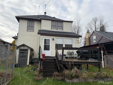 28 N 7th Ave, Iron River, MI 49935 - photo 4