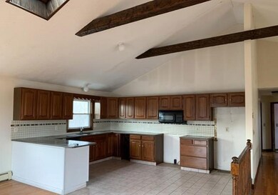 75 Birch Swamp Rd, Warren, RI 02885 - photo 5