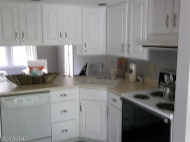 9659 Berrien St unit 3, Union Pier, MI 49129 - photo 3