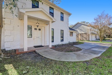 1003 Ridgeley Dr, Houston, TX 77055 - photo 2