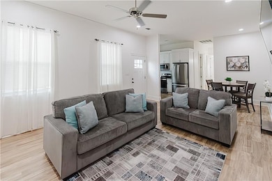 8509 11 Regiment Dr, Chalmette, LA 70043 - photo 7