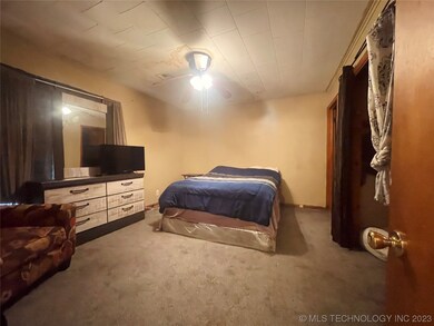 1206 N Collins Ave, Okmulgee, OK 74447 - photo 6
