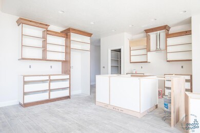 5- Kitchen