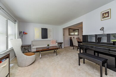 2237 Pontiac Cir, Naperville, IL 60565 - photo 5