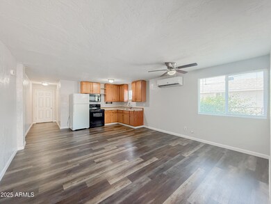 2615 W Augusta Ave unit 2, Phoenix, AZ 85051 - photo 3