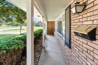 2258 Lowell St, Aurora, IL 60506 - photo 3