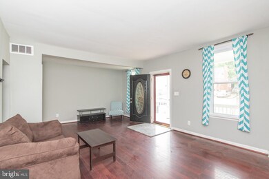 4207 Diller Ave, Baltimore, MD 21206 - photo 4