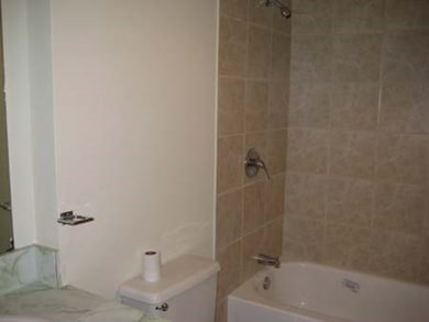 608 N Mckinney St unit 2, Ennis, TX 75119 - photo 4