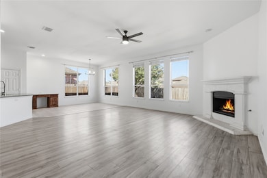 3257 Button Bush Dr, Fort Worth, TX 76244 - photo 6