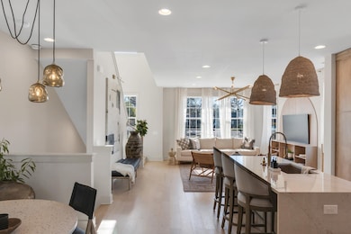 323 Edith Cir, Nashville, TN 37208 - photo 5