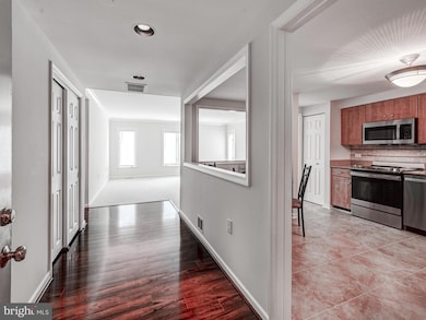 2331 Old Court Rd unit 205, Pikesville, MD 21208 - photo 4