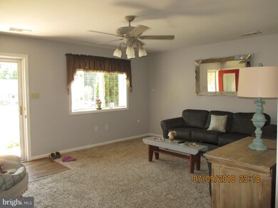 18020 Putter Dr, Hagerstown, MD 21740 - photo 4