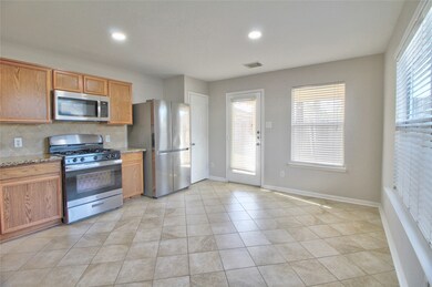 29407 Legends Green Dr, Spring, TX 77386 - photo 4