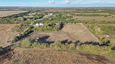 1370 N River Rd, Mulvane, KS 67110 - photo 3