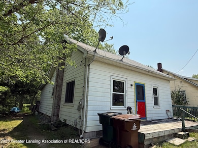 4317 S Cedar St, Lansing, MI 48910 - photo 4