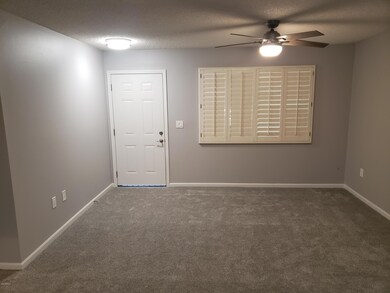 10897 W Santa fe Dr, Sun City, AZ 85351 - photo 3